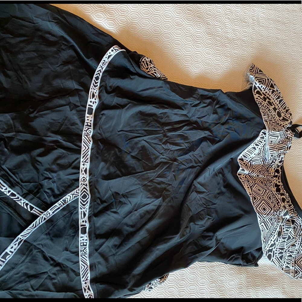 Off one shoulder skirted tankini